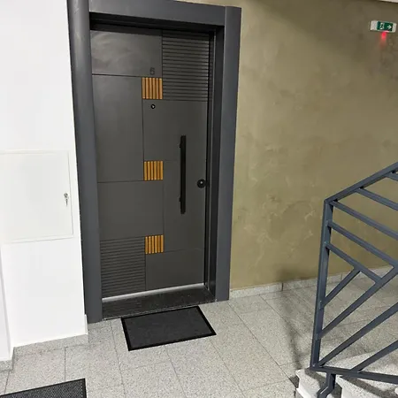 Sarah Apartment Constanţa